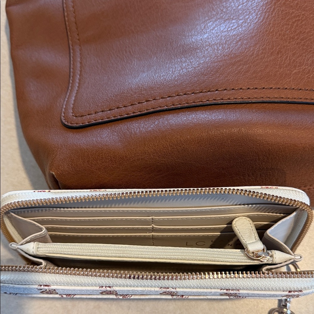 Brown Leather Tote Bag with Cream Wallet - Picture 5 of 5